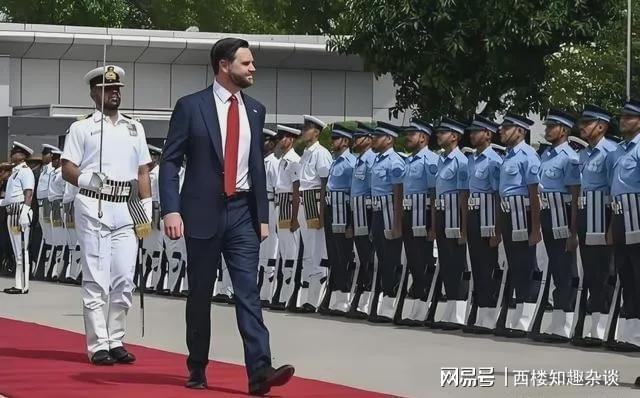 必赢下载-极有可能万斯会当上总统！对全世界都不是什么好事！因为万斯年轻